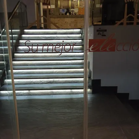 Ele Acueducto Готель 3*