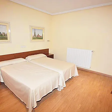 Ele Acueducto Otel 3*