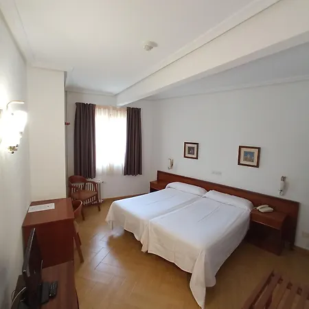 Otel Ele Acueducto