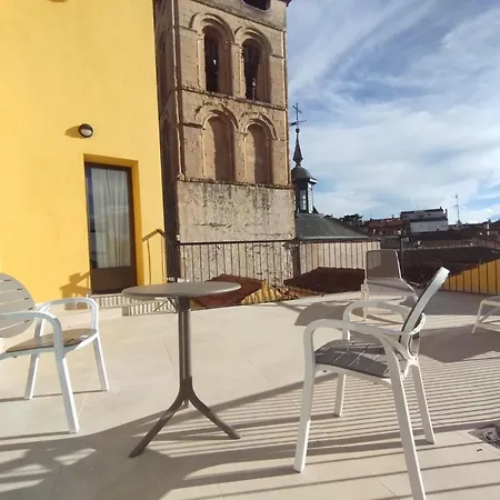 Ele Acueducto Hotel 3*