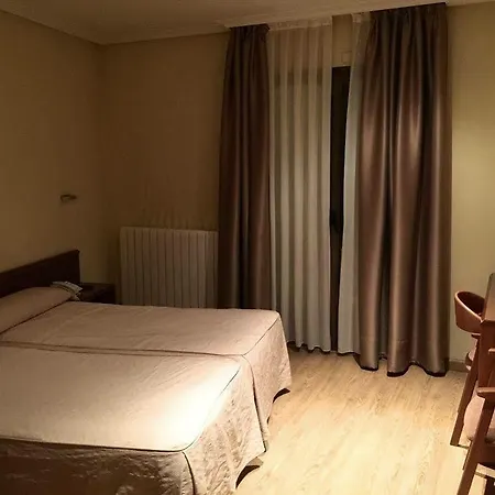 Ele Acueducto 3* Сеговия