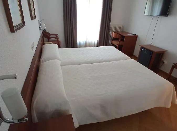 Ele Acueducto Hotel Segovia