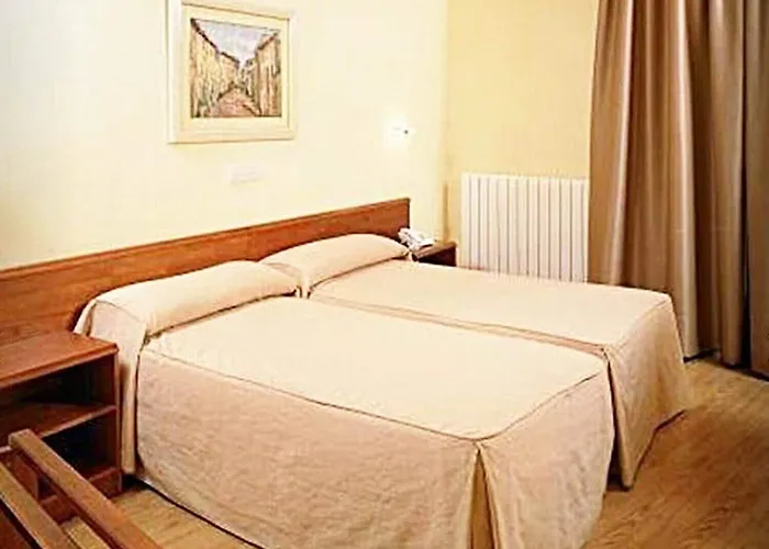 Hotel Ele Acueducto 3*