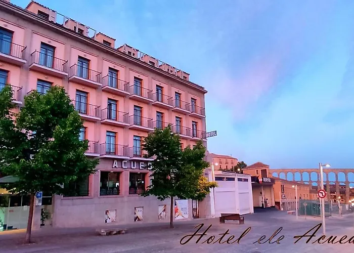 Ele Acueducto Hotel 3*