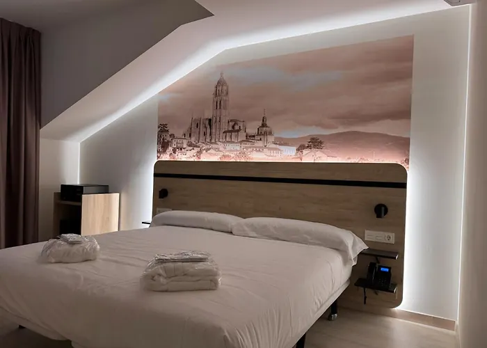 Ele Acueducto Hotel Segovia