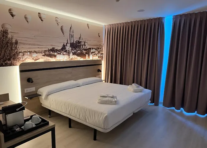 Ele Acueducto Hotel 3*