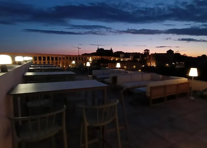 Hotel Ele Acueducto 3*